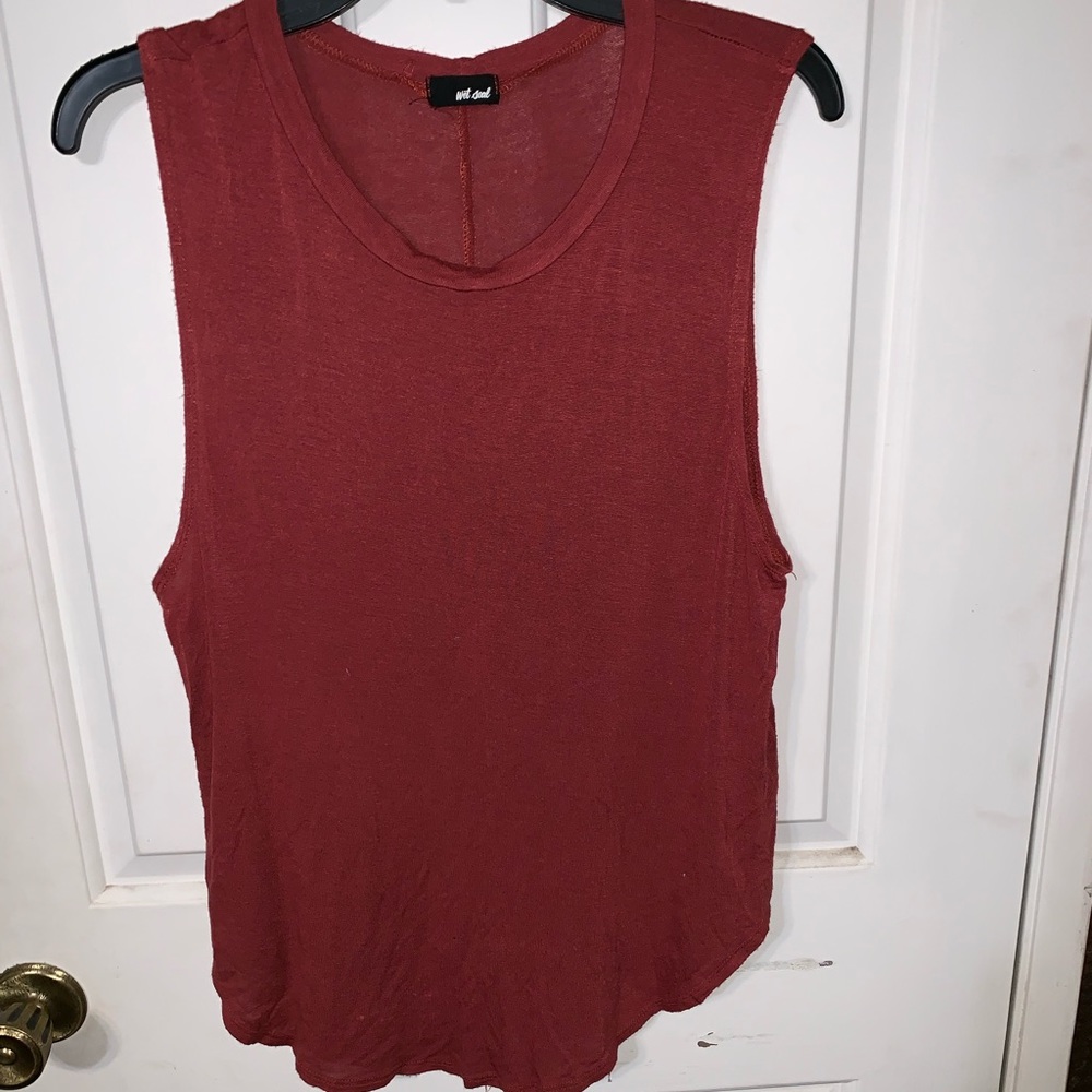 Muscle tee